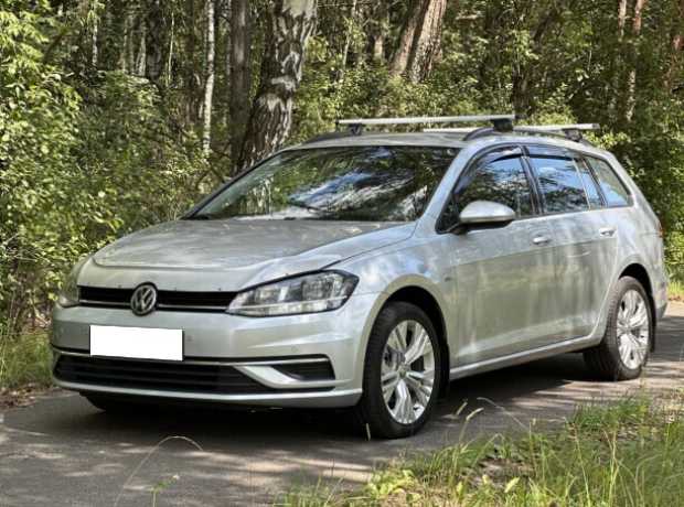 Volkswagen Golf VII  Рестайлинг, 2018, пробег 220700 км