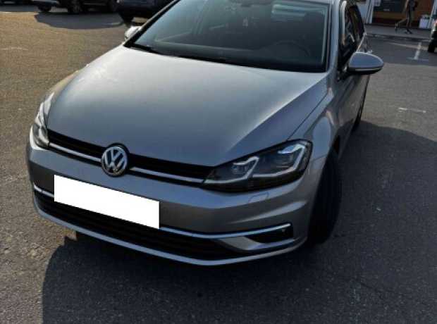 Volkswagen Golf VII  Рестайлинг, 2018, пробег 230000 км