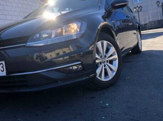 Volkswagen Golf VII  Рестайлинг, 2018, пробег 239000 км