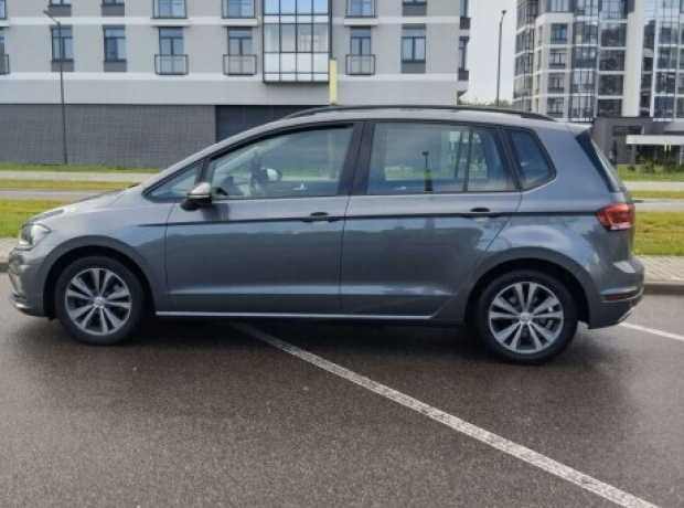 Volkswagen Golf VII  Рестайлинг, 2018, пробег 246000 км