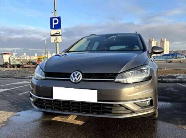 Volkswagen Golf VII Рестайлинг, 2018, пробег 275000 км Volkswagen Golf VII Рестайлинг, 2018, пробег 275000 км