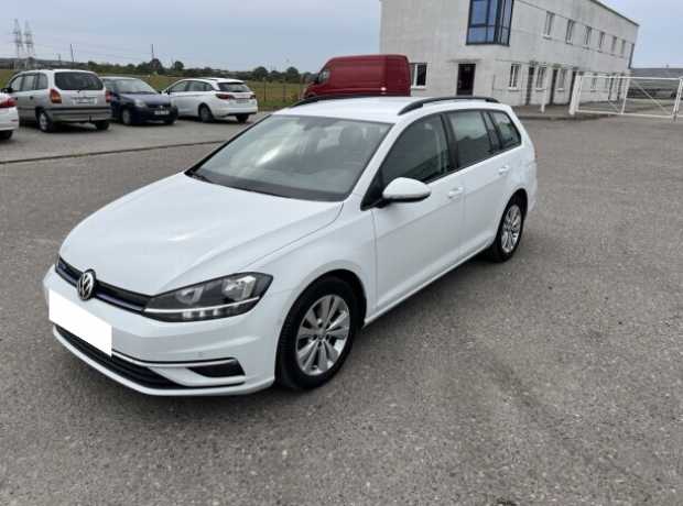 Volkswagen Golf VII  Рестайлинг, 2019, пробег 140000 км