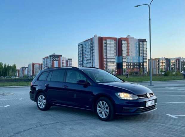 Volkswagen Golf VII  Рестайлинг, 2019, пробег 176200 км