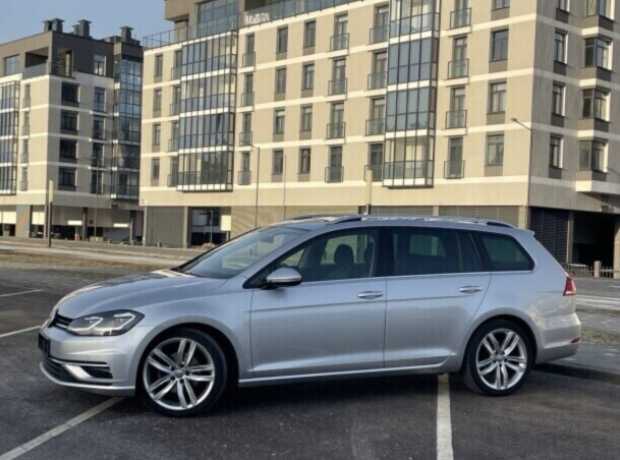 Volkswagen Golf VII  Рестайлинг, 2019, пробег 177000 км