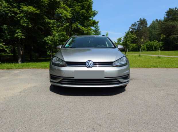 Volkswagen Golf VII  Рестайлинг, 2019, пробег 241000 км