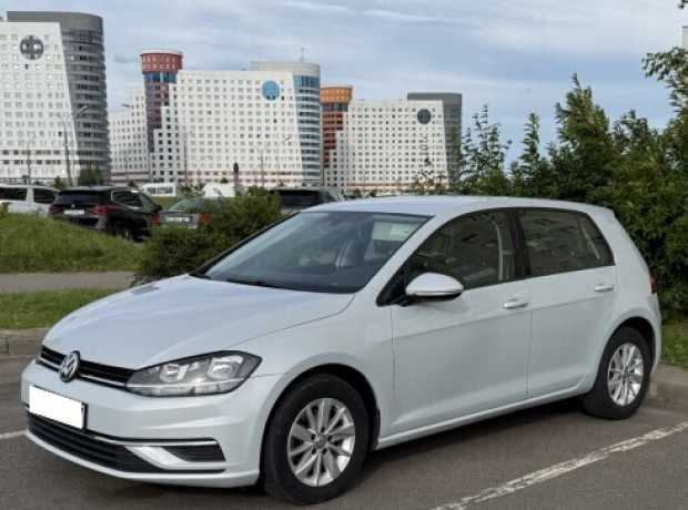 Volkswagen Golf VII  Рестайлинг, 2019, пробег 64000 км