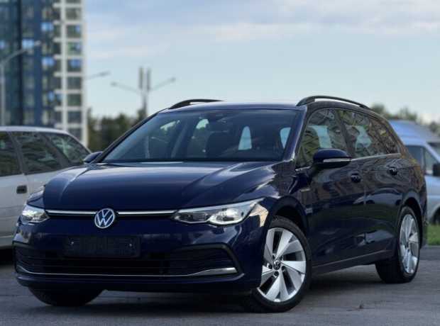 Volkswagen Golf VIII, 2021, пробег 159200 км Volkswagen Golf VIII, 2021, пробег 159200 км
