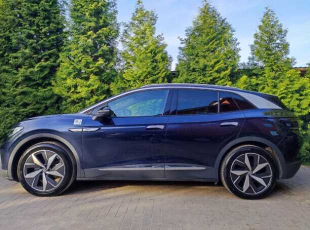 Volkswagen ID.4 , 2022, пробег 14700 км