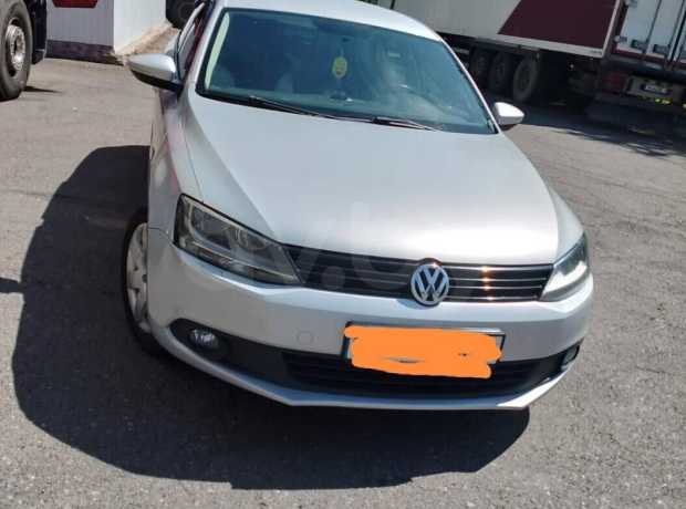 Volkswagen Jetta VI