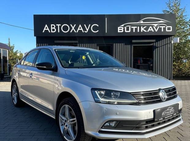 Volkswagen Jetta VI Рестайлинг