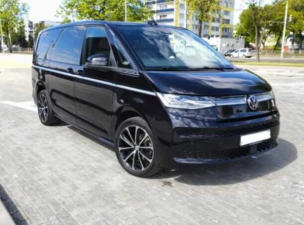 Volkswagen Multivan T7, 2023, пробег 61500 км Volkswagen Multivan T7, 2023, пробег 61500 км