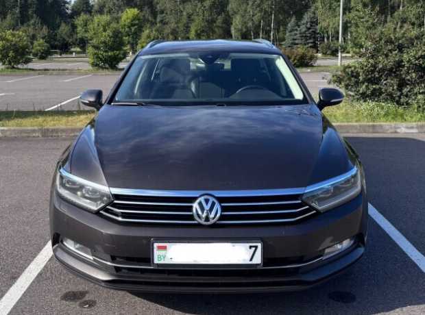Volkswagen Passat B8, 2018, пробег 176000 км Volkswagen Passat B8, 2018, пробег 176000 км