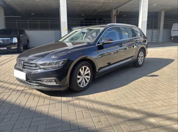 Volkswagen Passat B8  Рестайлинг, 2019, пробег 208000 км