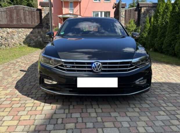 Volkswagen Passat B8  Рестайлинг, 2020, пробег 206000 км