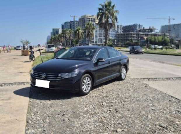 Volkswagen Passat B8  Рестайлинг, 2021, пробег 161500 км