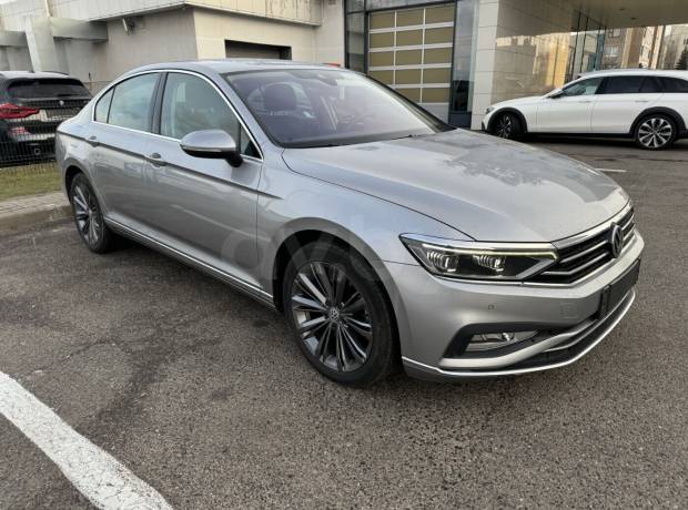 Volkswagen Passat B8 Рестайлинг