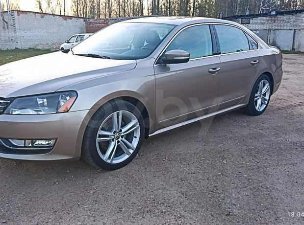 Volkswagen Passat (USA) I