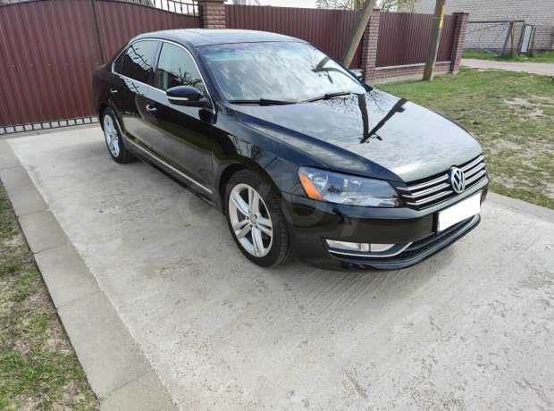 Volkswagen Passat (USA) I