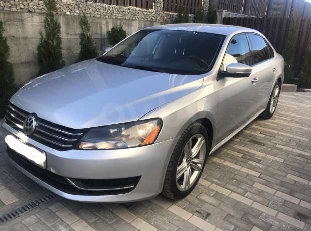 Volkswagen Passat (USA) I