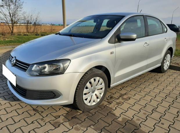 Volkswagen Polo Sedan I