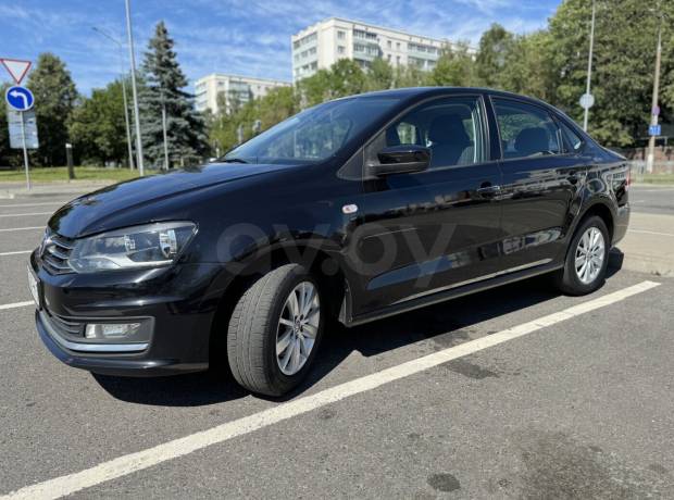 Volkswagen Polo Sedan I Рестайлинг