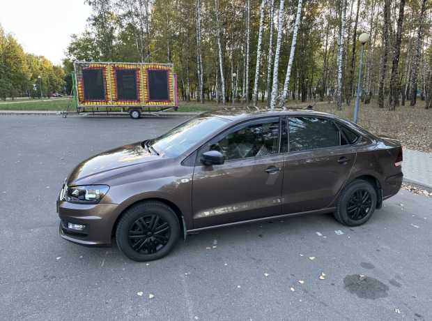 Volkswagen Polo Sedan I Рестайлинг