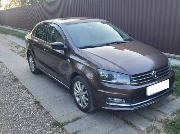 Volkswagen Polo Sedan I Рестайлинг