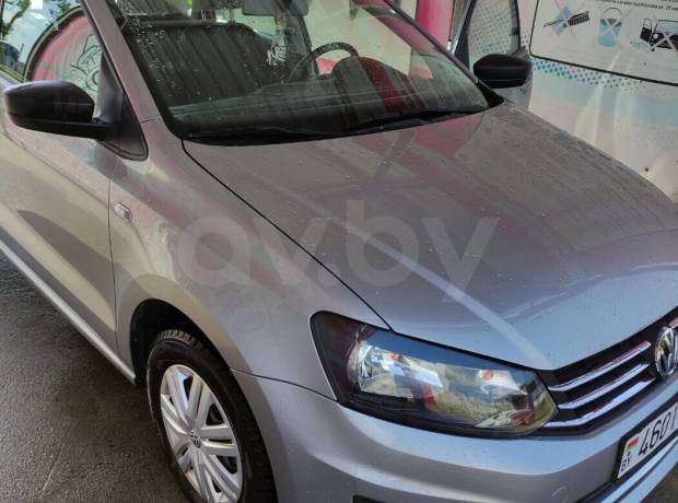 Volkswagen Polo Sedan I Рестайлинг