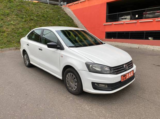 Volkswagen Polo Sedan I Рестайлинг