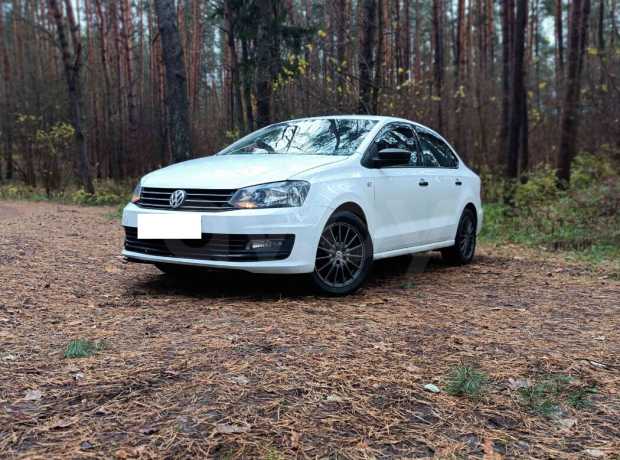 Volkswagen Polo Sedan I Рестайлинг