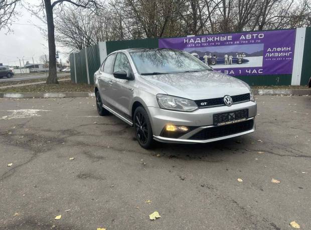 Volkswagen Polo Sedan I Рестайлинг