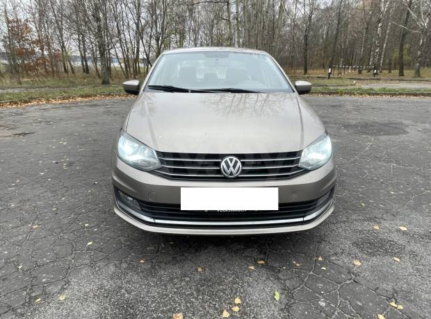 Volkswagen Polo Sedan I Рестайлинг