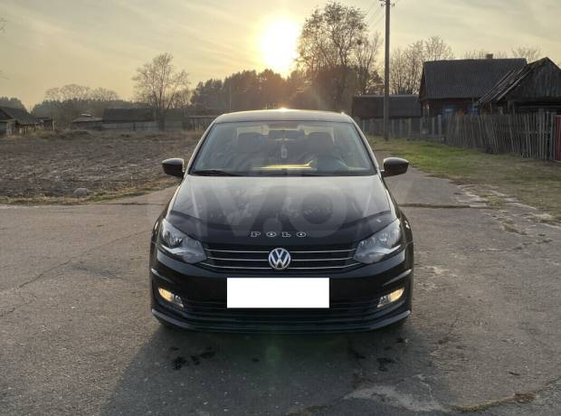 Volkswagen Polo Sedan I Рестайлинг