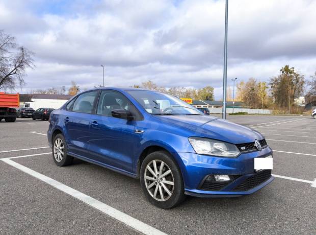 Volkswagen Polo Sedan I Рестайлинг