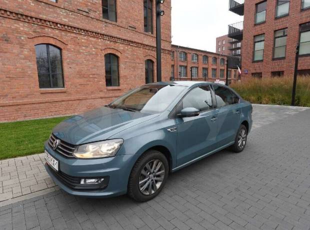 Volkswagen Polo Sedan I Рестайлинг