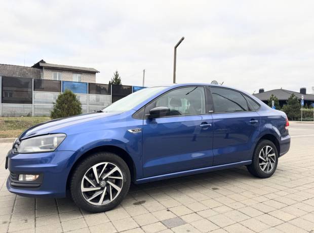 Volkswagen Polo Sedan I Рестайлинг