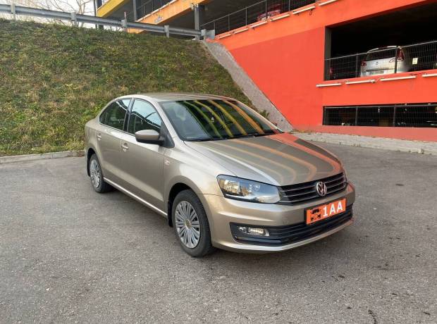 Volkswagen Polo Sedan I Рестайлинг