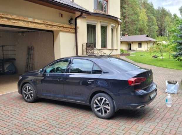 Volkswagen Polo Sedan II, 2021, пробег 126000 км