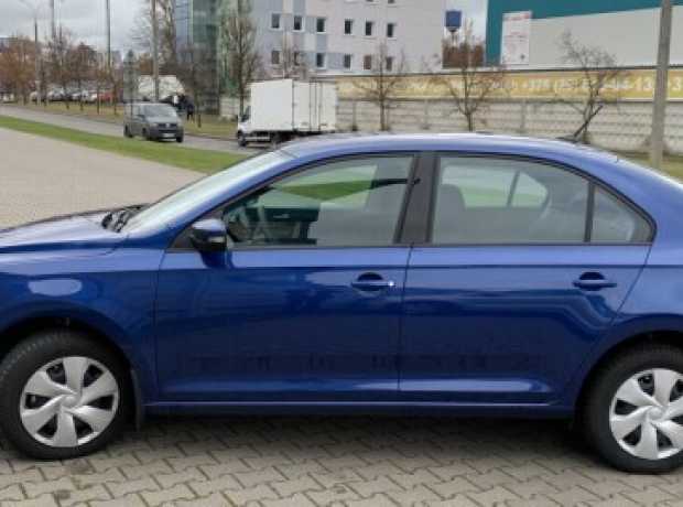Volkswagen Polo Sedan II, 2021, пробег 130000 км