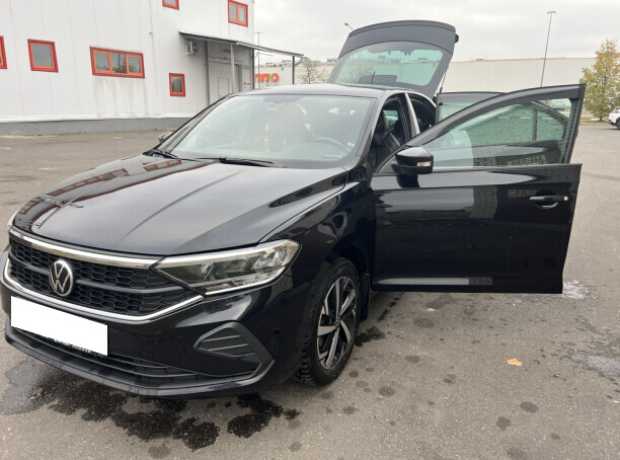 Volkswagen Polo Sedan II, 2021, пробег 58000 км