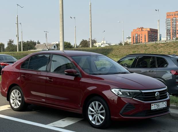 Volkswagen Polo Sedan II