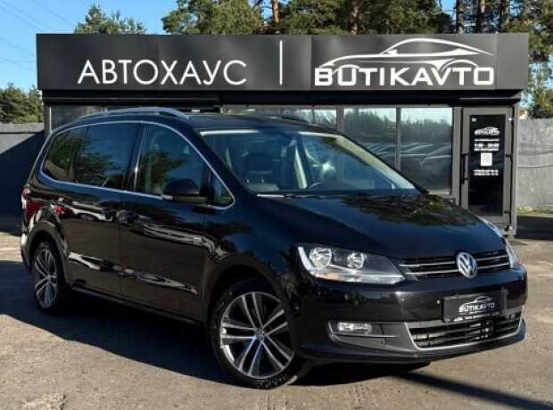 Volkswagen Sharan II Рестайлинг, 2016, пробег 232483 км Volkswagen Sharan II Рестайлинг, 2016, пробег 232483 км