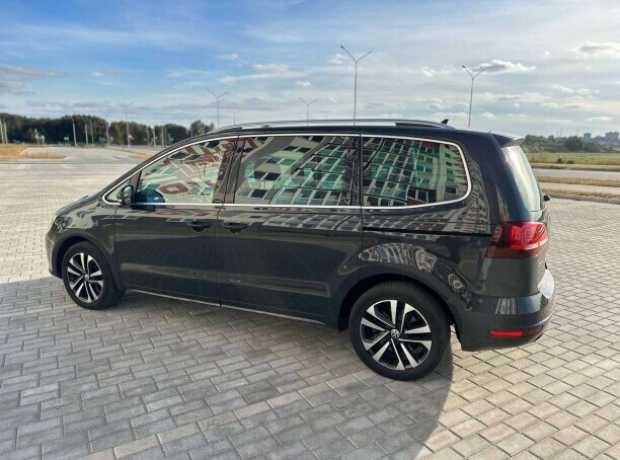 Volkswagen Sharan II  Рестайлинг, 2019, пробег 190000 км