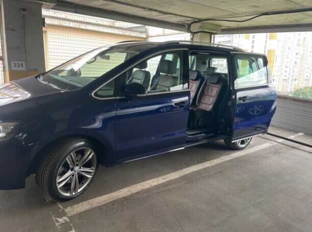 Volkswagen Sharan II  Рестайлинг, 2021, пробег 157000 км