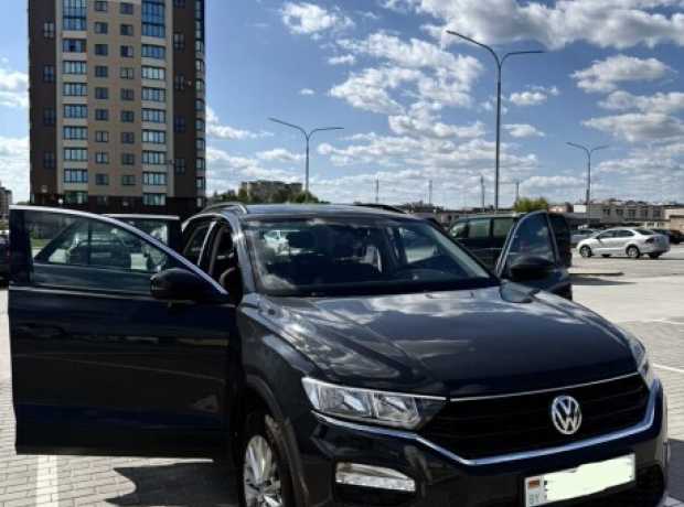 Volkswagen T-Roc , 2018, пробег 200000 км