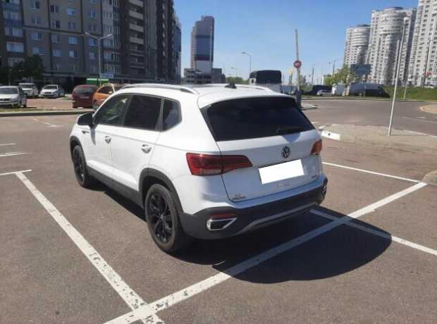 Volkswagen Taos , 2021, пробег 15000 км