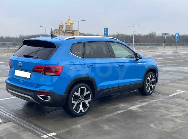 Volkswagen Taos  I