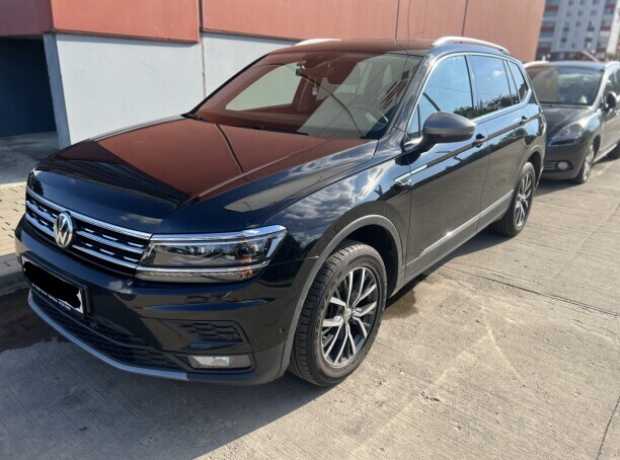 Volkswagen Tiguan Allspace II, 2019, пробег 235000 км