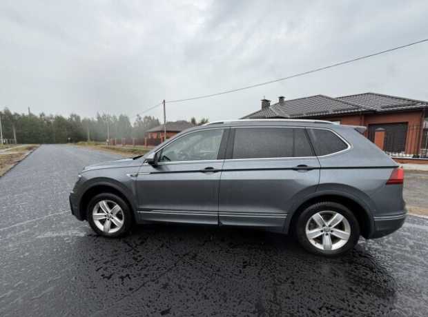 Volkswagen Tiguan Allspace II, 2019, пробег 255000 км
