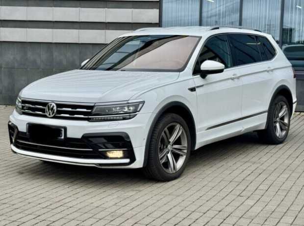 Volkswagen Tiguan Allspace II, 2020, пробег 179700 км
